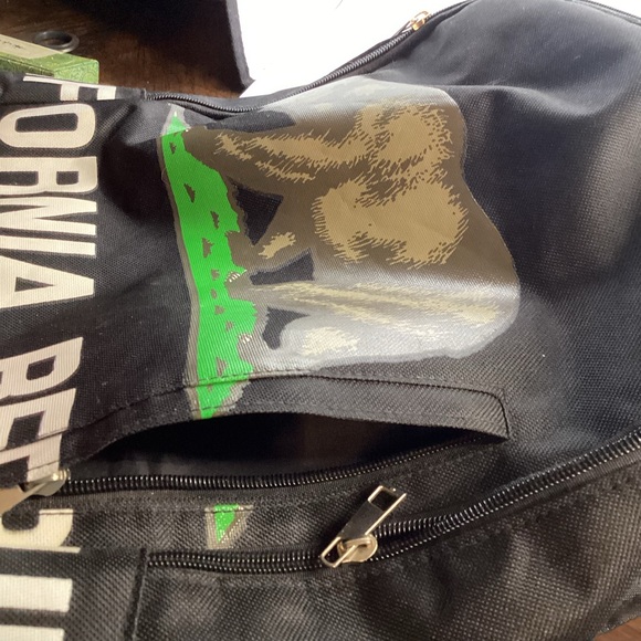 Black and Red Backpack - Picture 5 of 5